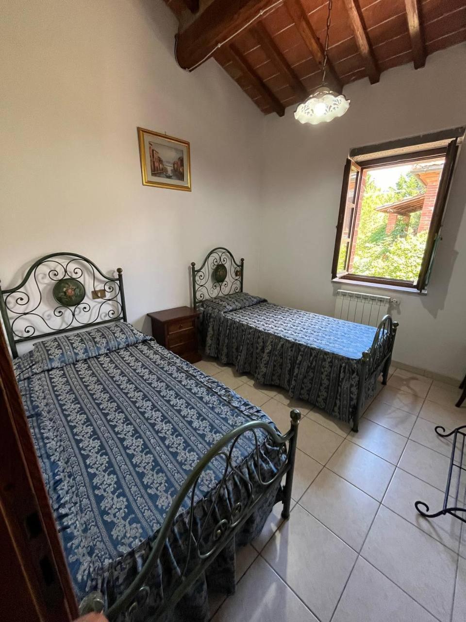 Cetine Vecchie Villa Torrita di Siena Ruang foto